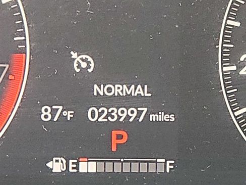 Certified 2023 Honda HR-V EX-L image 18
