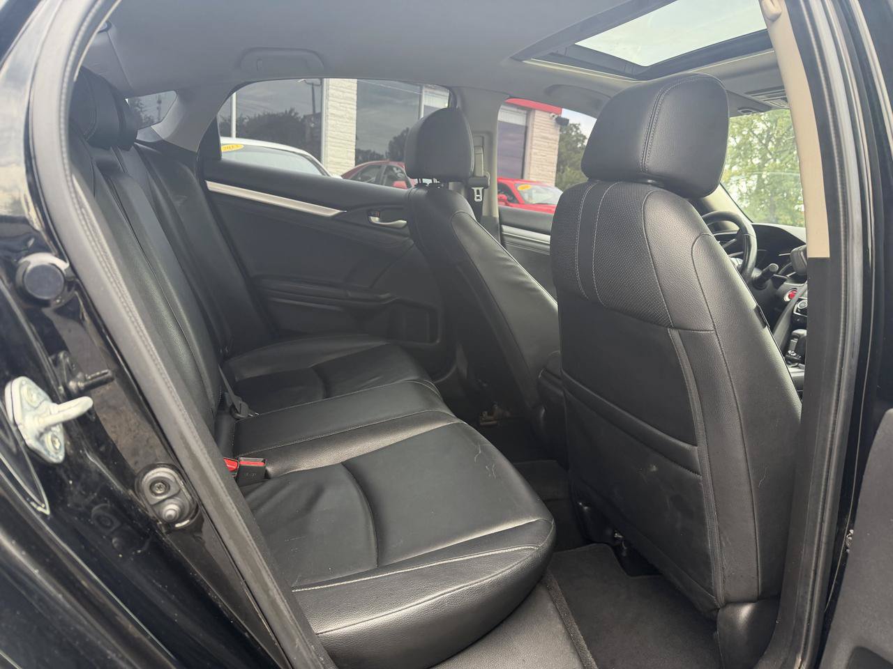 Used 2018 Honda Civic EX-L image 15