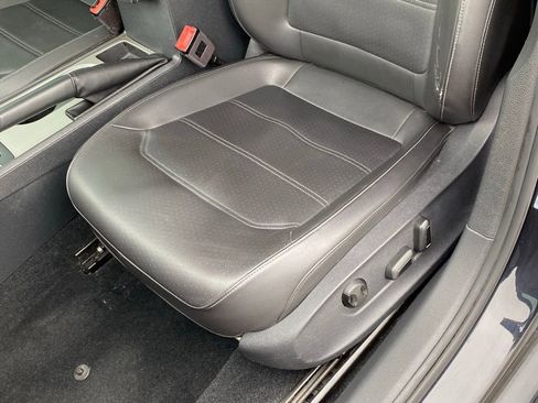 Used 2020 Volkswagen Passat 2.0T SE image 24