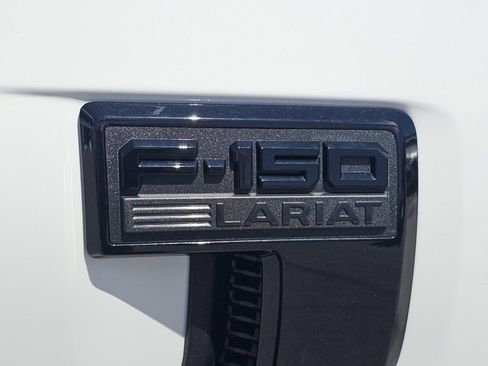 Used 2025 Ford F150 Lariat AWD/4WD image 18