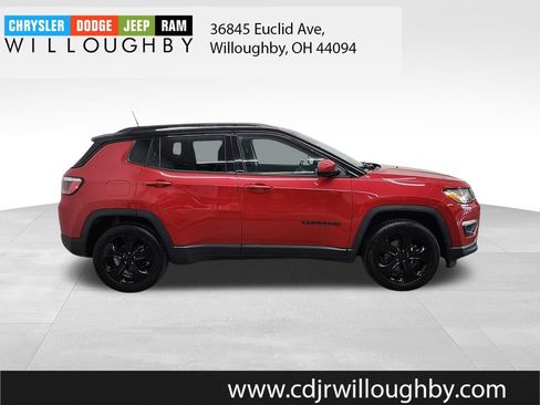 Used 2021 Jeep Compass Latitude w/ Sun and Sound Group AWD/4WD image 4