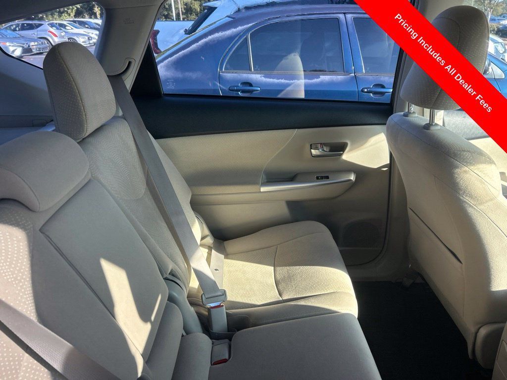 Used 2013 Toyota Prius V Two FWD image 4