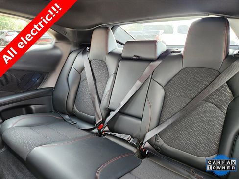 Used 2025 Dodge Charger R/T w/ Quick Order Package 25M R/T image 9