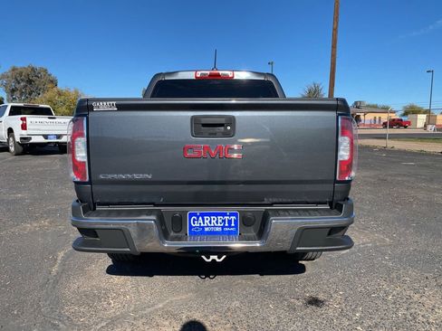 Used 2016 GMC Canyon 2WD Crew Cab w/ Convenience Package image 12