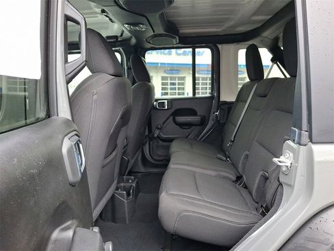 Used 2022 Jeep Wrangler Unlimited Willys image 13