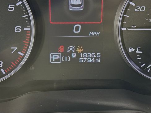 Used 2025 Subaru Forester Premium image 18