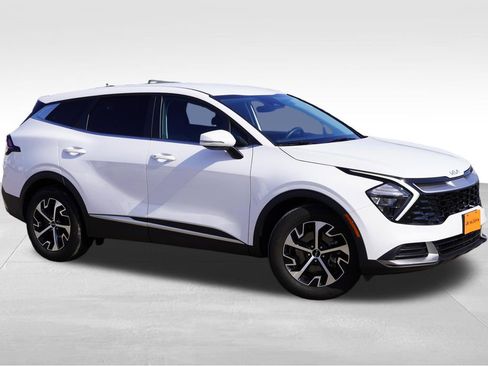 Certified 2023 Kia Sportage EX image 2