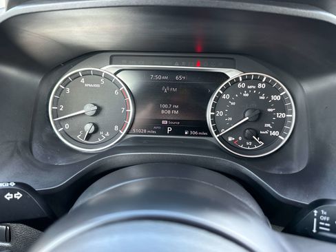 Used 2024 Nissan Rogue SV AWD/4WD image 23