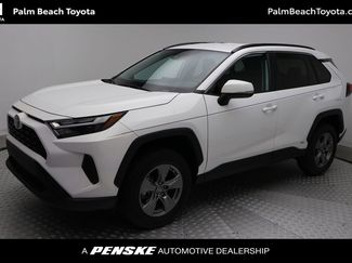 Used 2024 Toyota RAV4 LE video 1