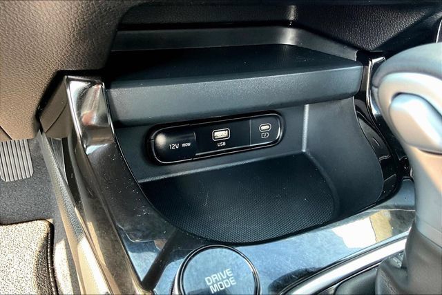 Used 2026 Kia Seltos S AWD/4WD image 16