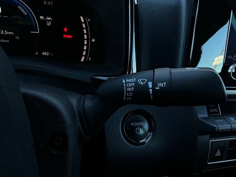 Used 2025 Toyota Camry LE image 35