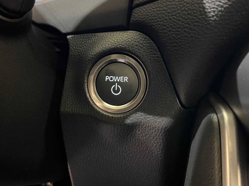 Certified 2025 Toyota RAV4 XSE image 28