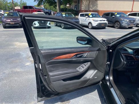 Used 2019 Cadillac CTS Luxury RWD image 35