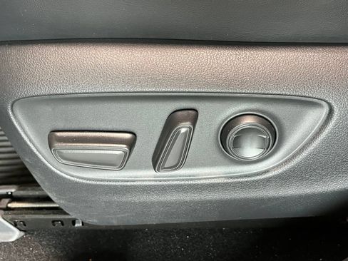 Used 2025 Toyota RAV4 XLE Premium w/ Weather Package AWD/4WD image 17