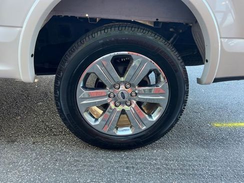 Used 2020 Ford F150 Lariat w/ Equipment Group 502A Luxury image 40