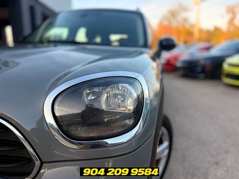 Used 2017 MINI Cooper Countryman FWD image 11