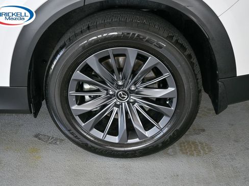 Used 2025 MAZDA CX-70 3.3 Turbo w/ Preferred Package AWD/4WD image 40