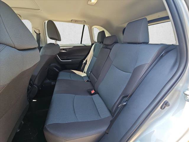 Used 2025 Toyota RAV4 XLE w/ Convenience Package FWD image 17