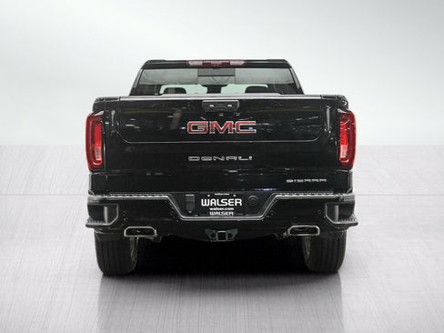 Used 2023 GMC Sierra 1500 Denali w/ Technology Package AWD/4WD image 4