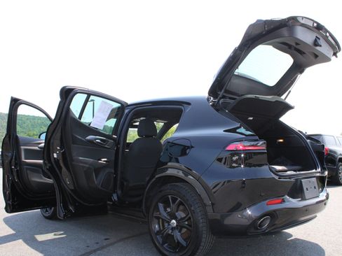 Used 2024 Dodge Hornet R/T w/ R/T Blacktop Package AWD/4WD image 16