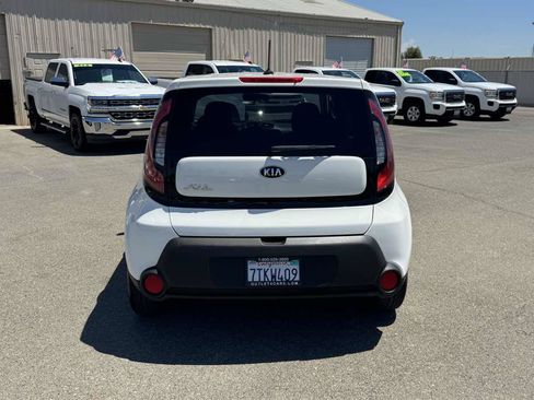 Used 2016 Kia Soul FWD image 8