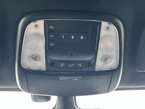 Used 2024 Dodge Durango GT AWD/4WD image 41