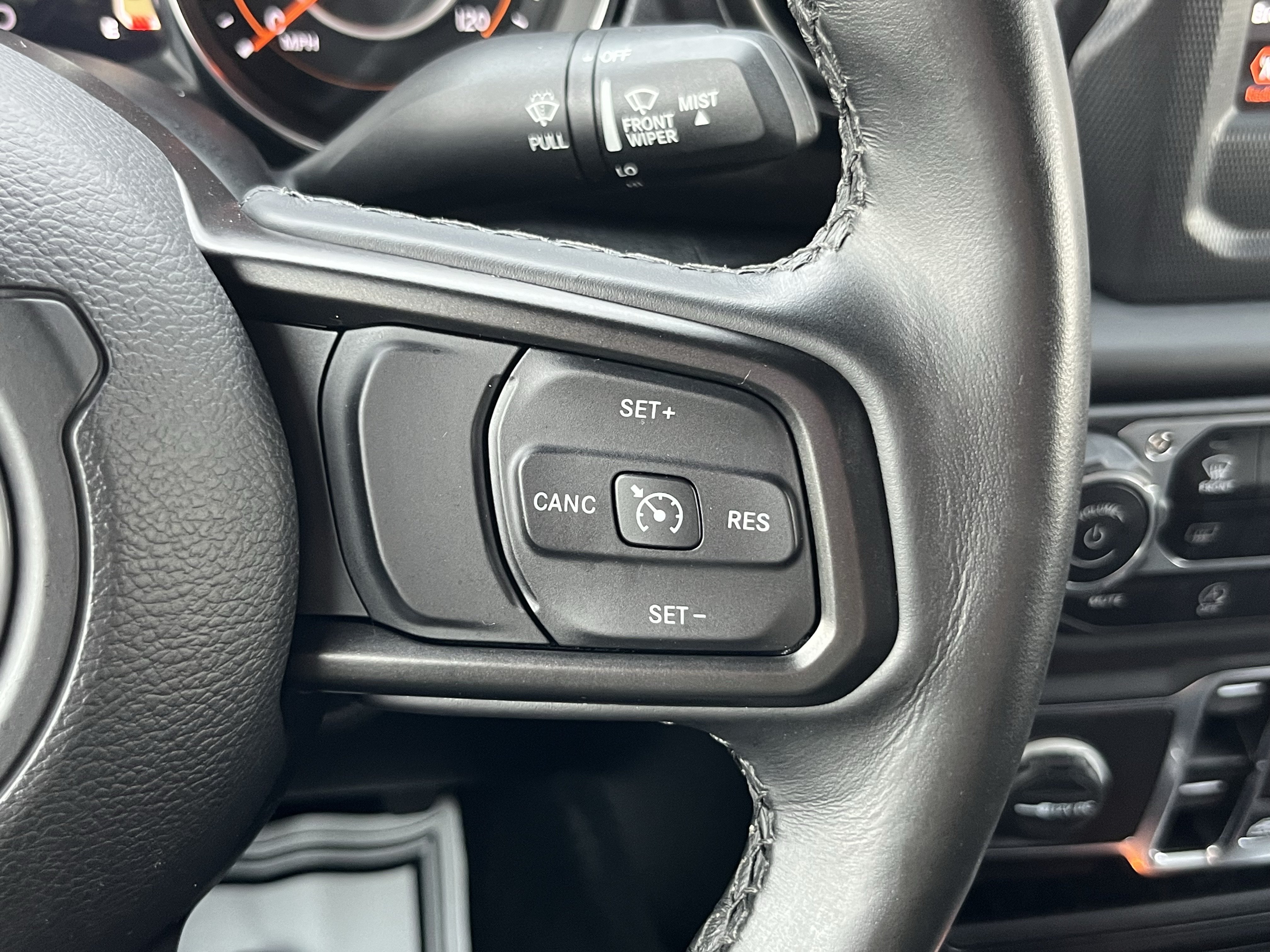 Used 2020 Jeep Gladiator Sport AWD/4WD image 24