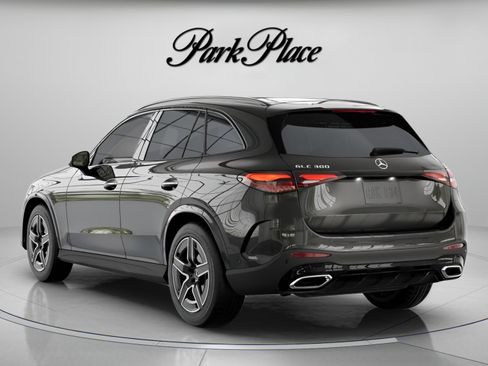 Used 2026 Mercedes-Benz GLC 300 image 14