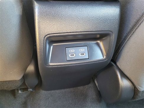 Used 2024 Toyota Corolla SE image 10