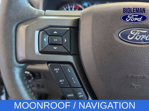 Used 2019 Ford Expedition XLT w/ Equipment Group 202A AWD/4WD image 18