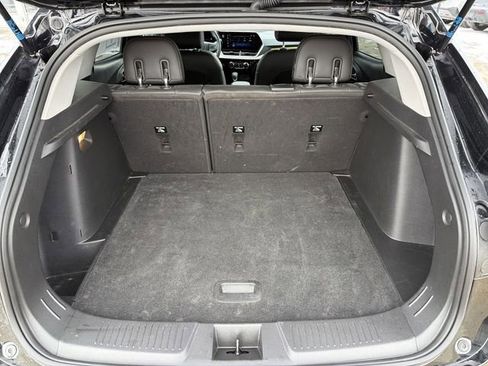 Certified 2024 Chevrolet Trax LT image 24
