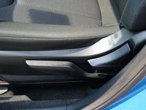 Used 2017 Subaru Impreza 2.0i AWD/4WD image 19