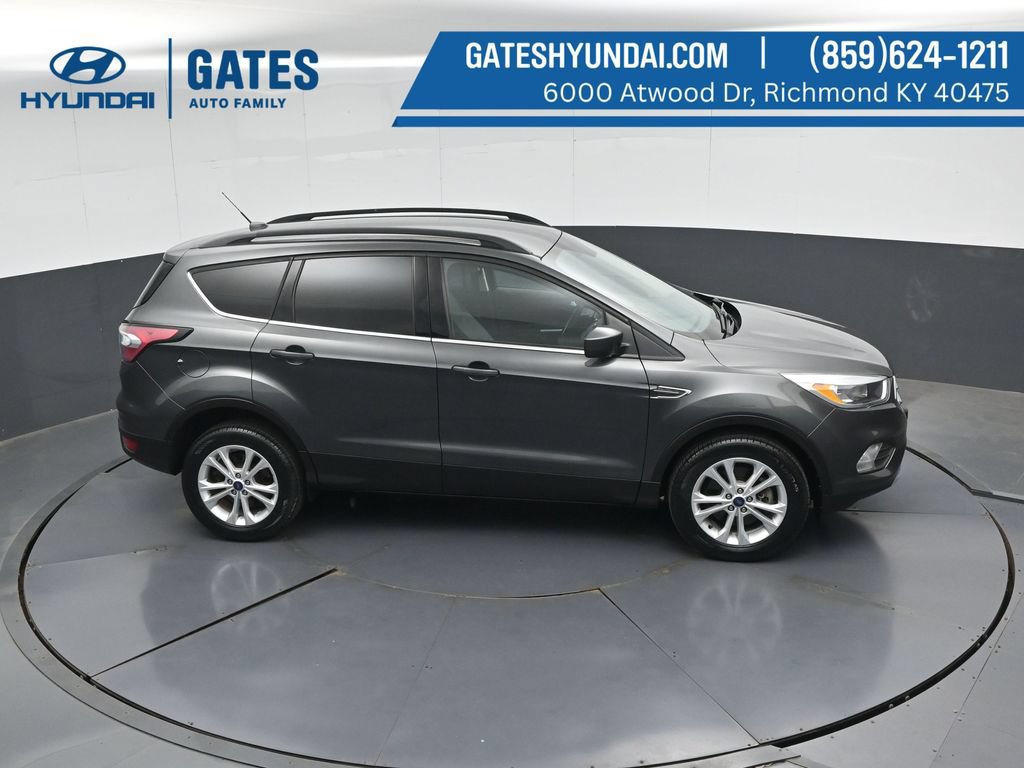 Used 2018 Ford Escape SE AWD/4WD image 45