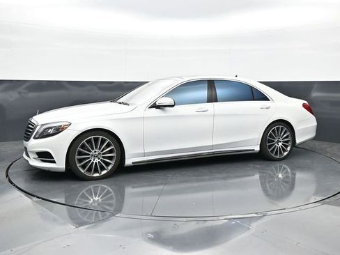 Used 2017 Mercedes-Benz S 550 Sedan image 6