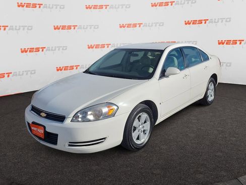 Used 2008 Chevrolet Impala LT FWD image 1