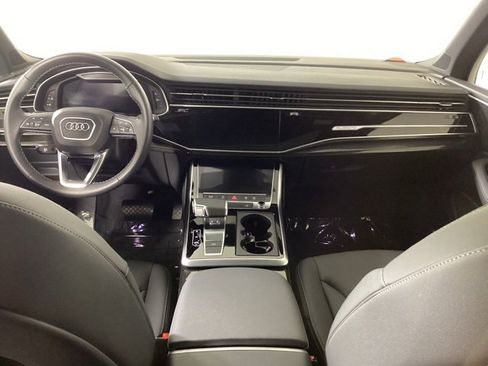 Used 2025 Audi Q7 2.0T Premium Plus w/ Premium Plus Package image 11