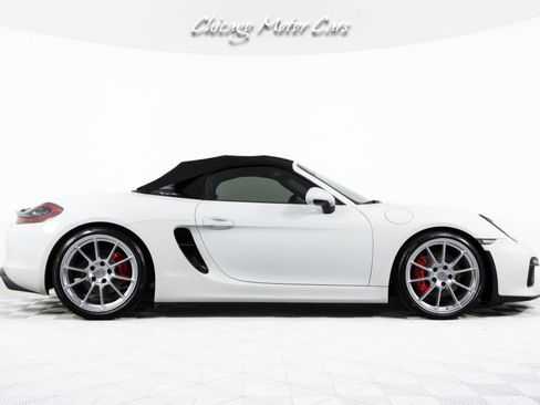 Used 2016 Porsche Boxster Spyder image 52
