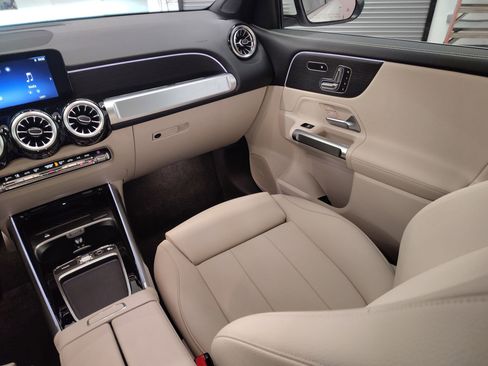 Certified 2026 Mercedes-Benz GLB 250 4MATIC image 28