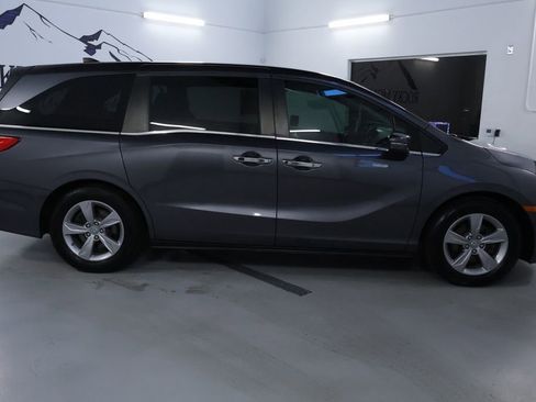 Used 2020 Honda Odyssey EX image 8