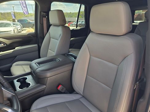 Used 2023 Chevrolet Tahoe Z71 w/ Luxury Package AWD/4WD image 14