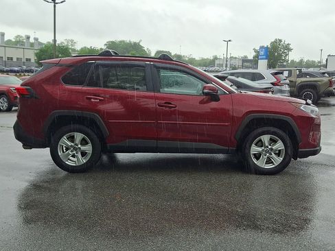 Used 2020 Toyota RAV4 XLE w/ Convenience Package AWD/4WD image 7