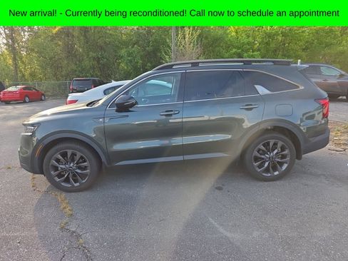 Used 2022 Kia Sorento SX Prestige w/ Rust Color Package image 3