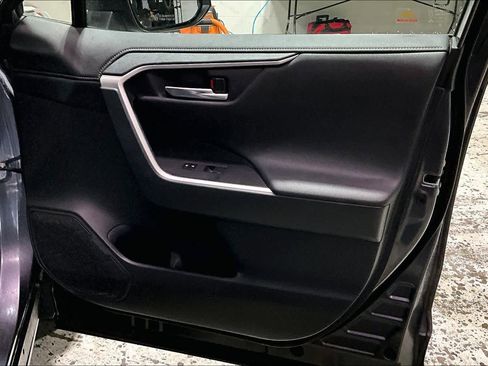 Used 2019 Toyota RAV4 Limited w/ Limited Grade Weather Package image 23