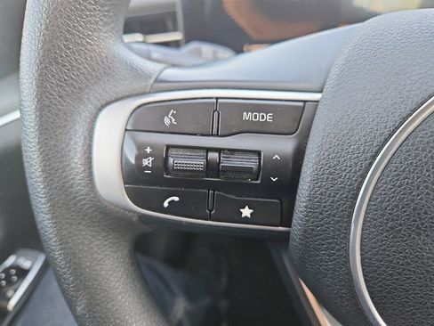 Used 2025 Kia K5 LXS FWD image 17