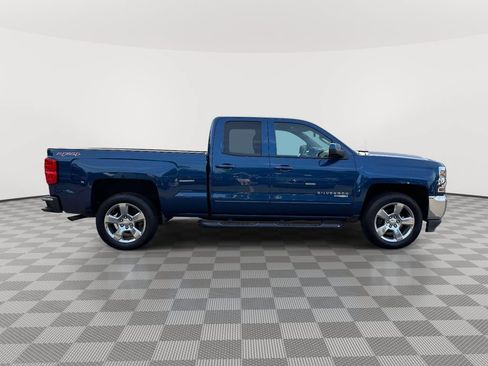 Used 2017 Chevrolet Silverado 1500 LT w/ All Star Edition AWD/4WD image 8