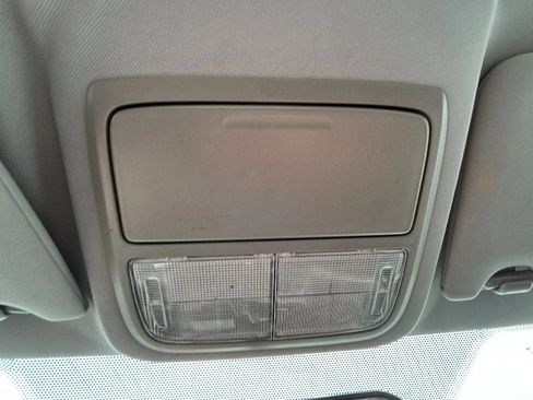 Used 2012 Honda Accord LX image 25