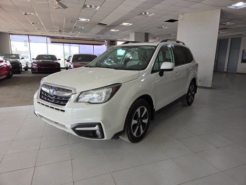 Used 2018 Subaru Forester 2.5i Premium AWD/4WD image 3