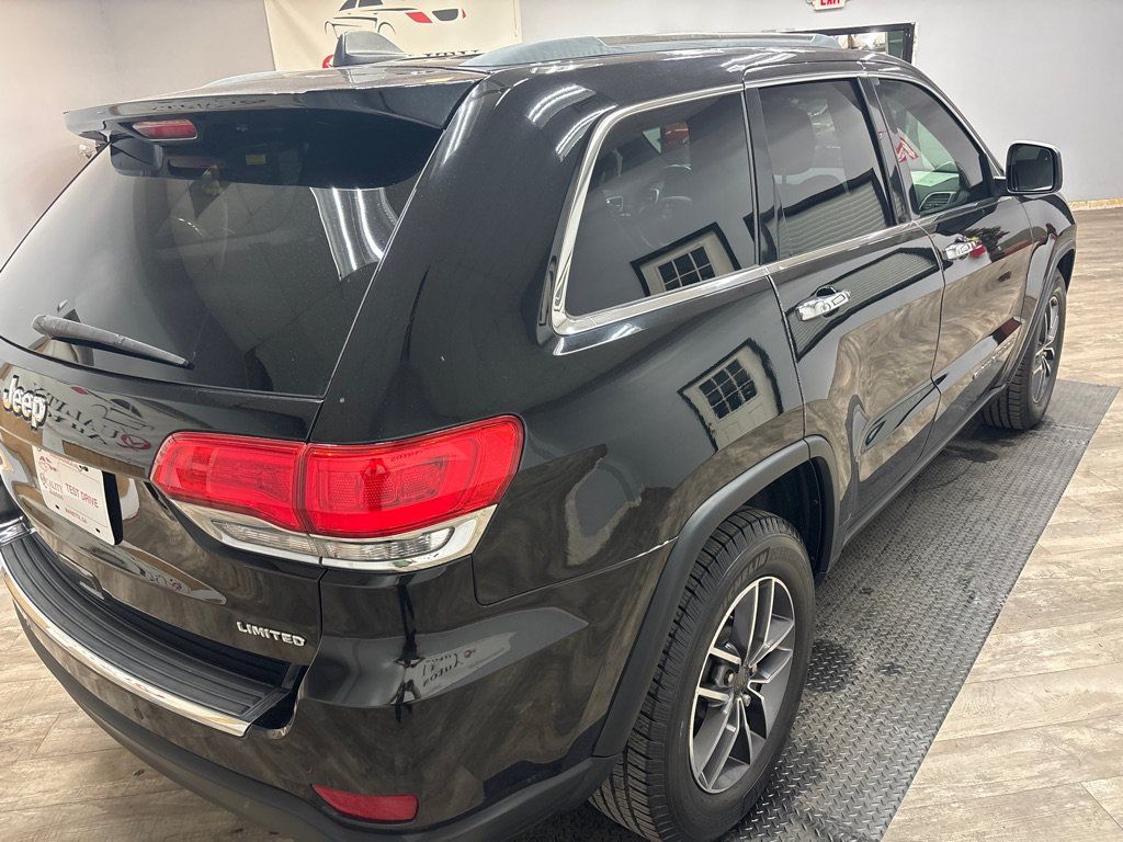 Used 2019 Jeep Grand Cherokee Limited RWD image 11