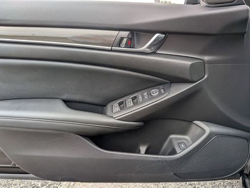 Used 2022 Honda Accord Sport image 30