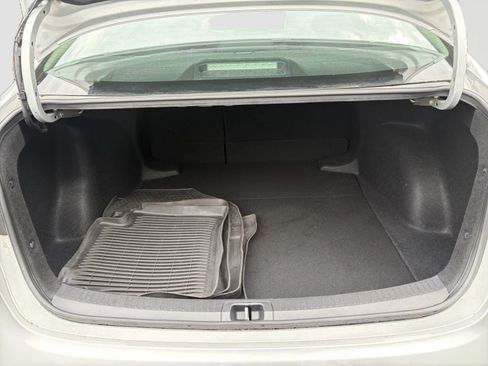 Used 2024 Toyota Corolla LE FWD image 16